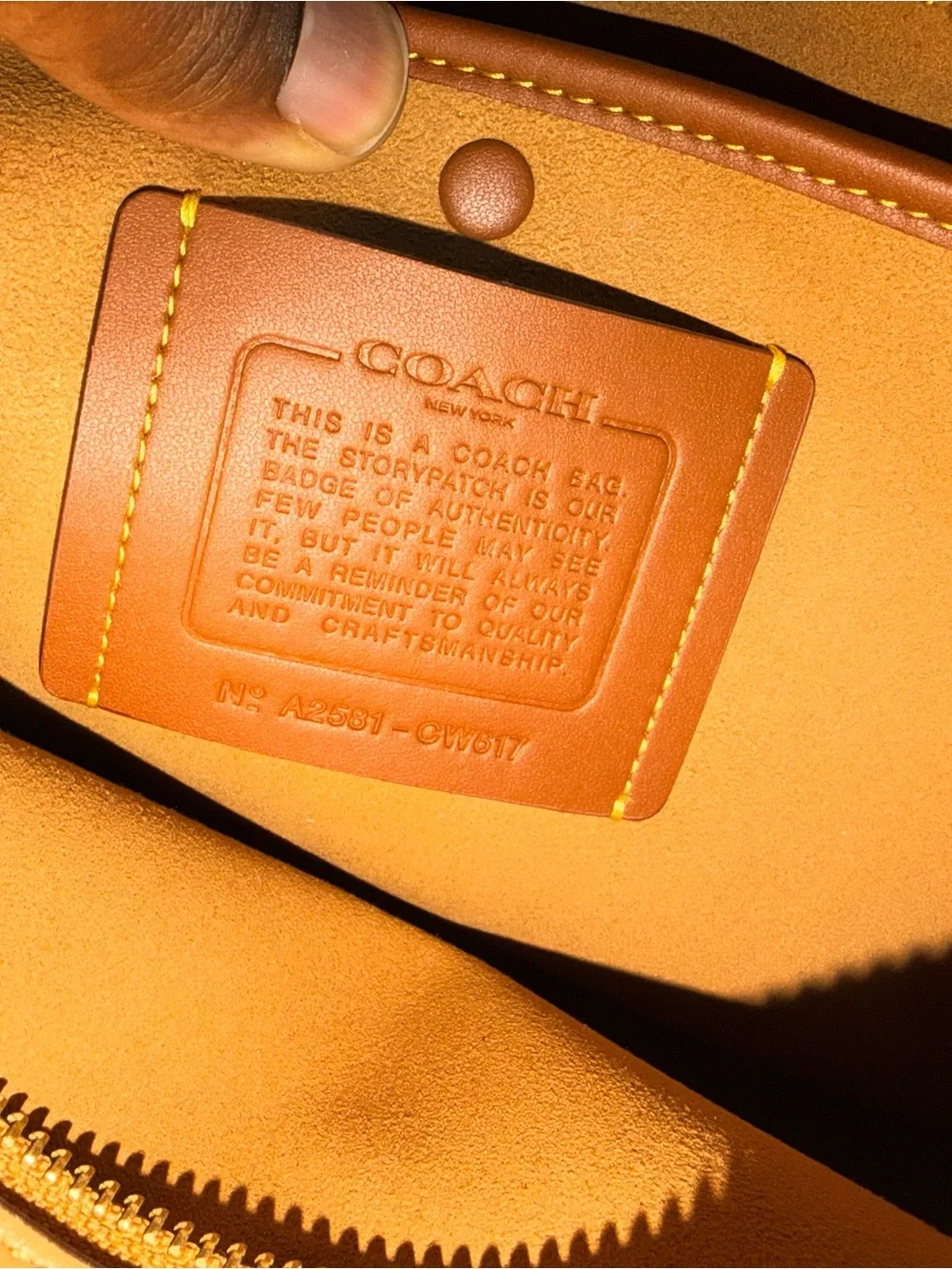 Coach Empire 48 - Honey Brown - Picture 3 of 10